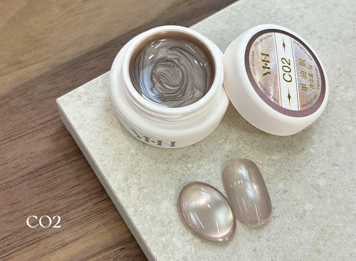 【YHH NAIL / 受注販売(7月中旬前後納期)】Sakura Four Seasons Cat's Eye Collection 5g C01-C40