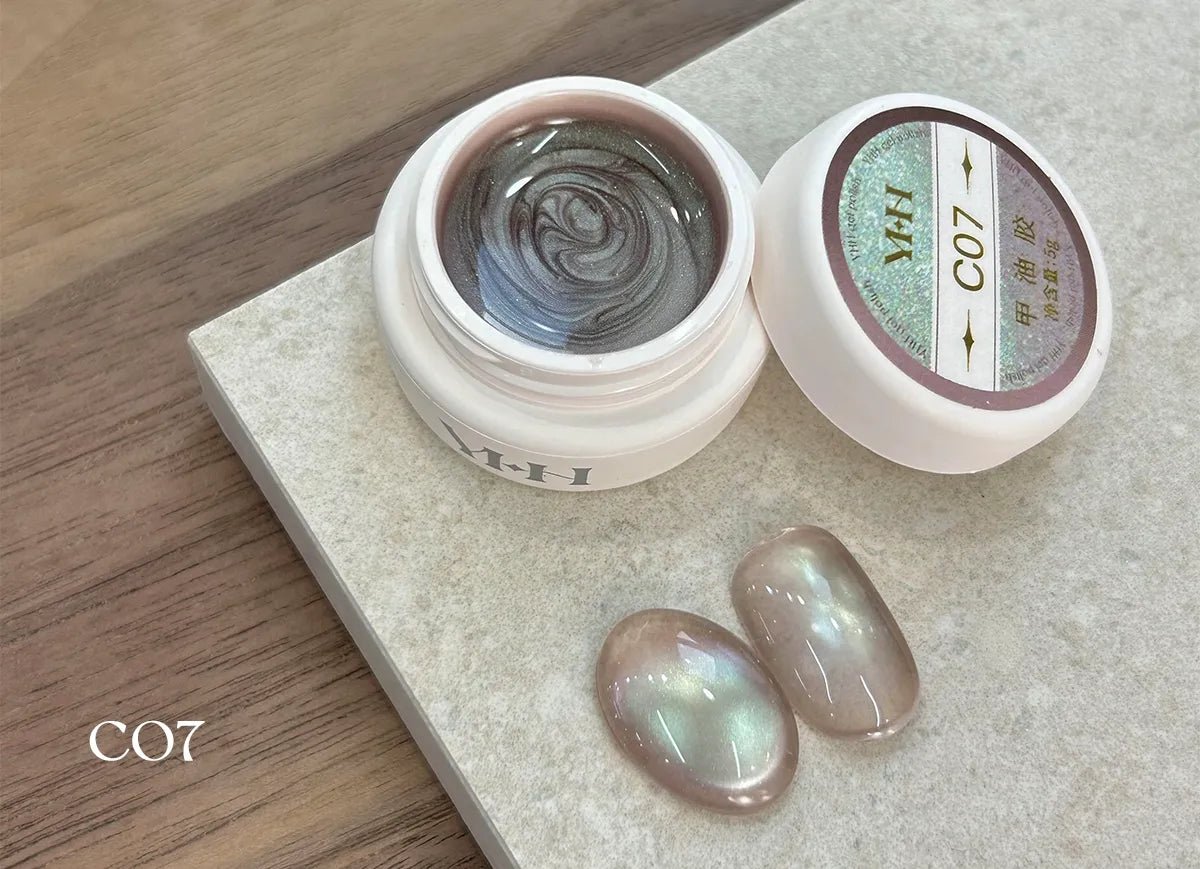 【YHH NAIL / 受注販売(7月中旬前後納期)】Sakura Four Seasons Cat's Eye Collection 5g C01-C40