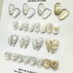 【YOGOMAYO】Yogomayo Holly Moly Series Magnet Glitter Single Holly Blue