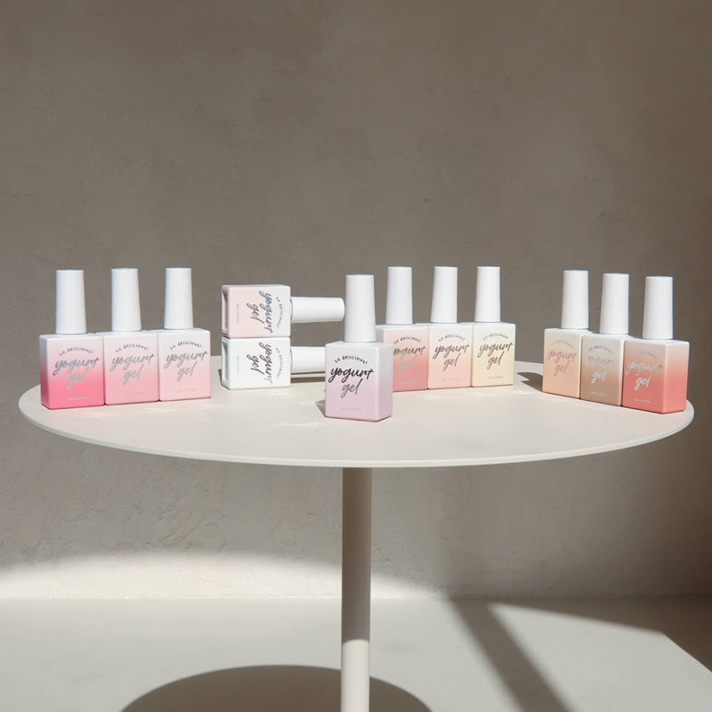 【YOGURT / 受注販売(6月末前後納期)】Yogurt Gel Nail Spring Flower Ending Syrup Gel 12-Piece Collection / BLOSSOM ENDING