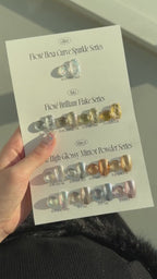 【FIOTE / 受注販売(7月中旬前後納期)】Foil Flake 4-Piece Collection Nail Art Materials Object
